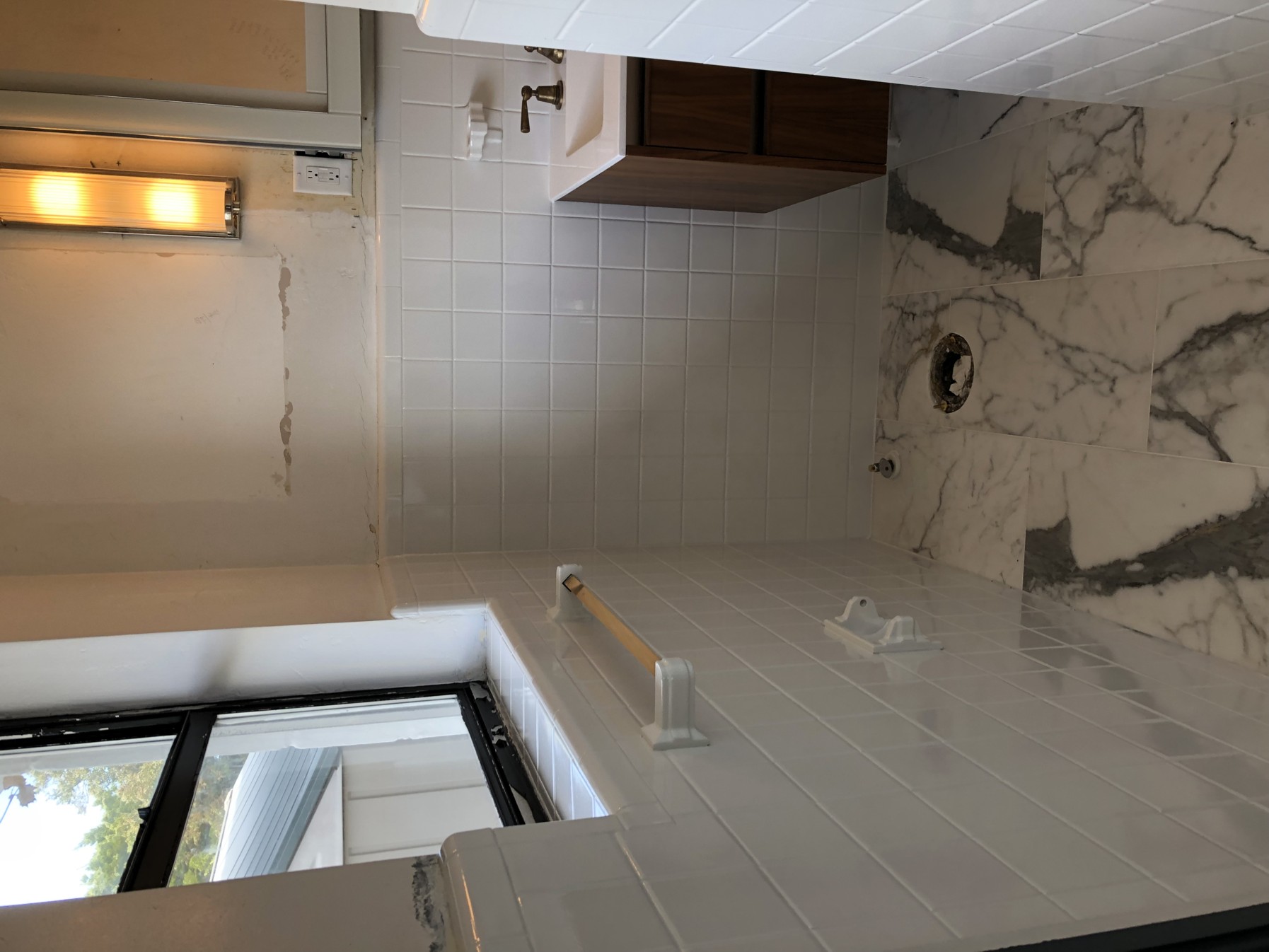 Ceramic Tile Refinishing/ReGlazing Jacksonville FL